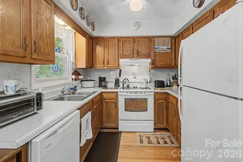 175 Pine Cove Lane Alexander NC 28701