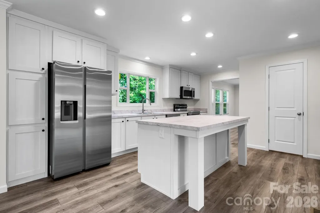 4960 Berkley Street Morganton NC 28655