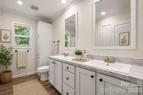 4960 Berkley Street Morganton NC 28655
