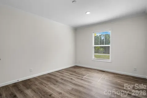4960 Berkley Street Morganton NC 28655