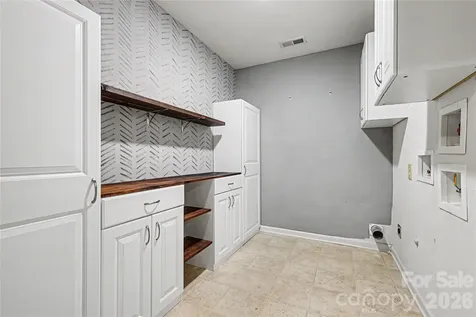 3800 Shasta Circle Clover SC 29710