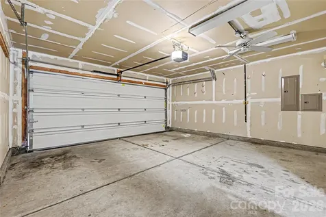 3800 Shasta Circle Clover SC 29710