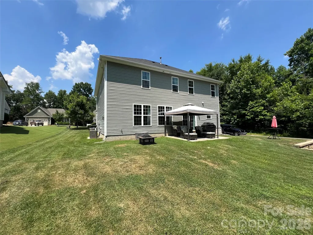 1106 Brookdale Lane Stanley NC 28164