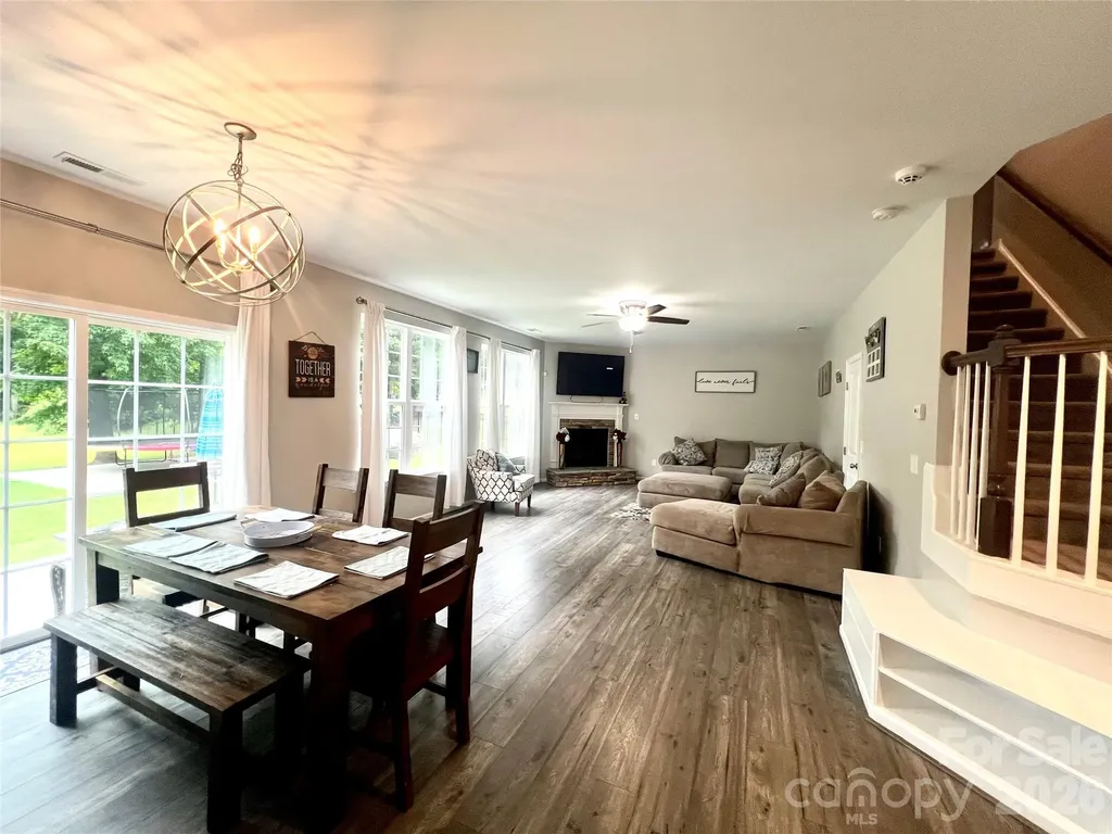 1106 Brookdale Lane Stanley NC 28164