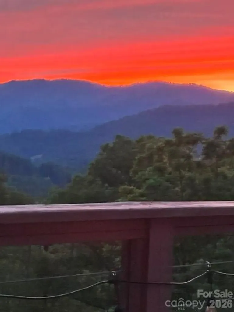70 Heslar Way Marshall NC 28753