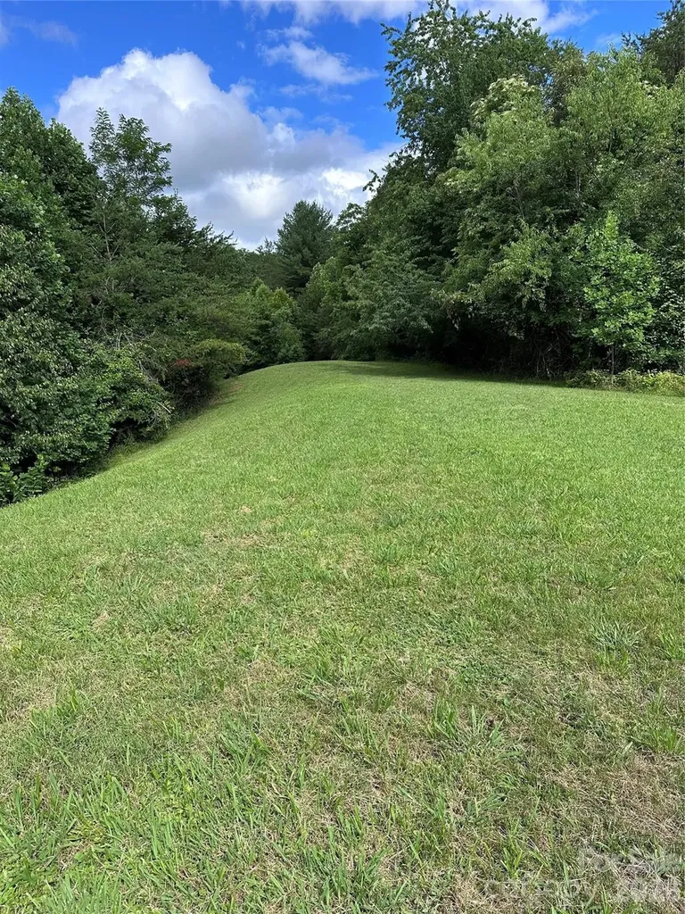 70 Heslar Way Marshall NC 28753