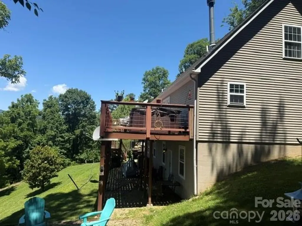 70 Heslar Way Marshall NC 28753