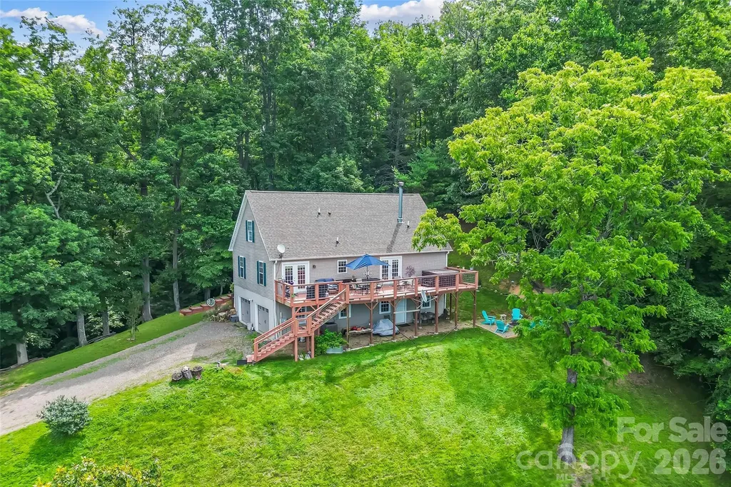 70 Heslar Way Marshall NC 28753
