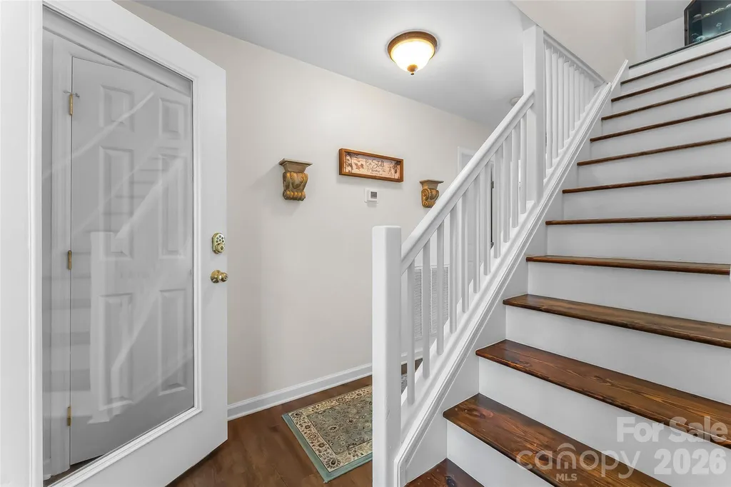 70 Heslar Way Marshall NC 28753