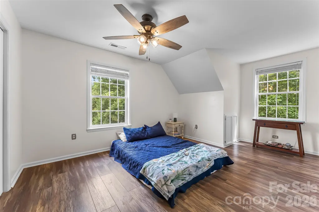 70 Heslar Way Marshall NC 28753