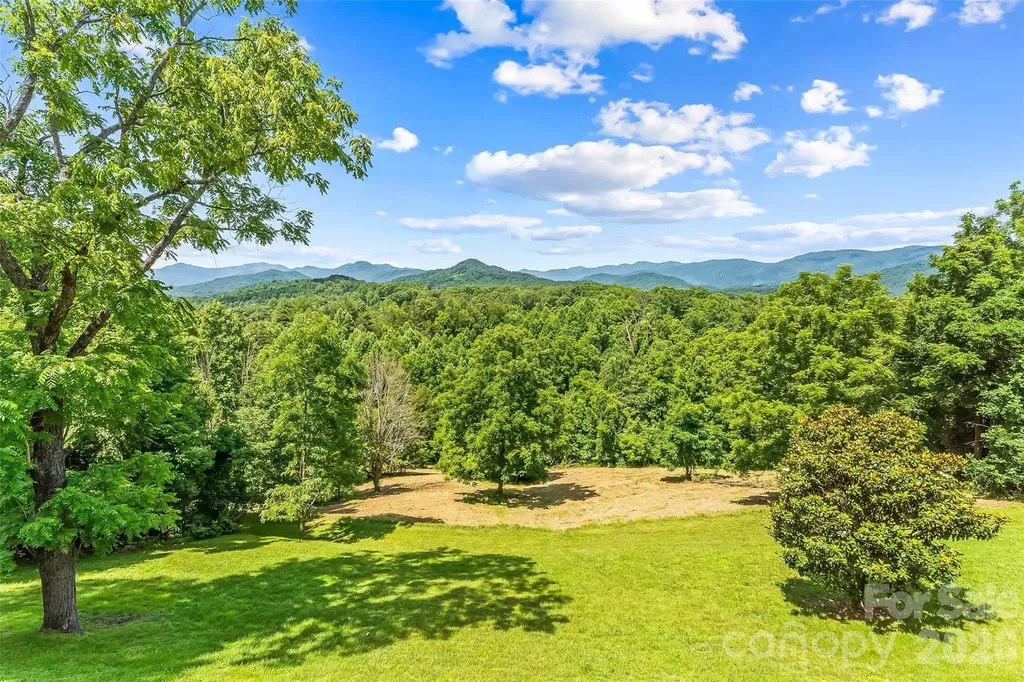 70 Heslar Way Marshall NC 28753