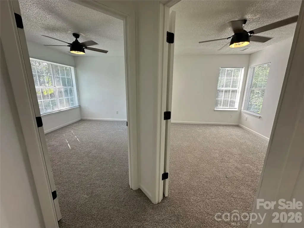 10220 Rockwood Road Charlotte NC 28215