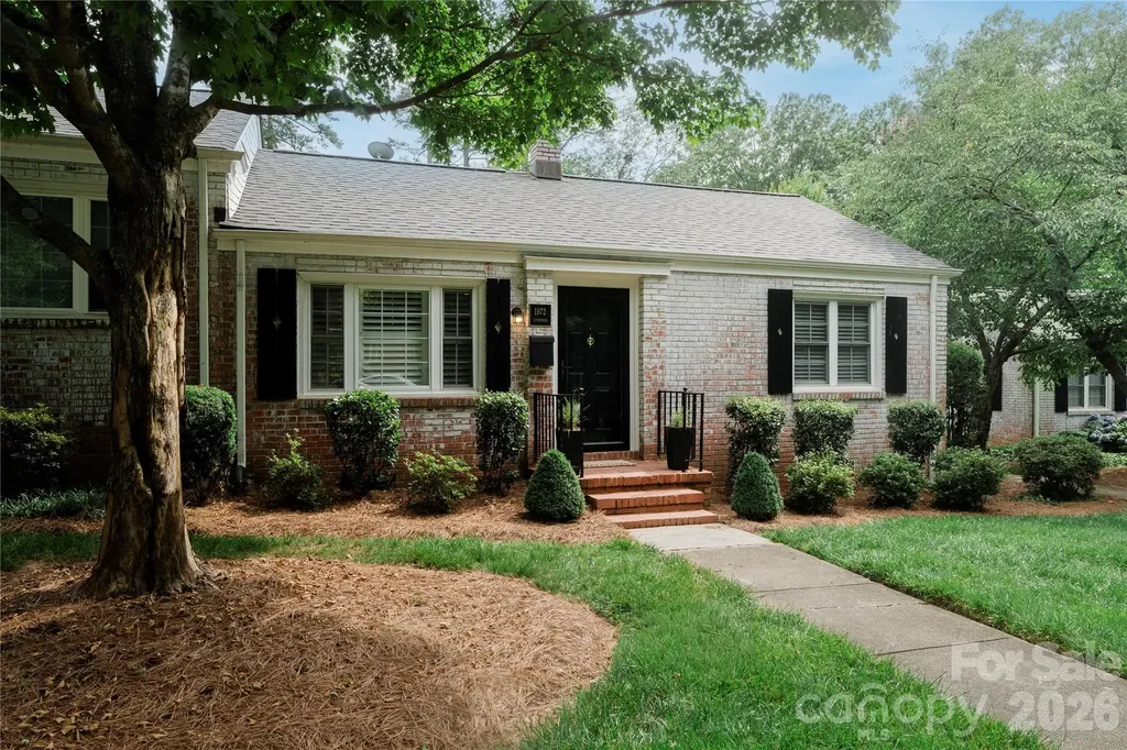 1972 Lynnwood Drive Charlotte NC 28209
