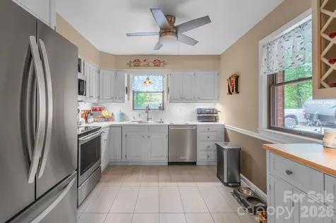 6806 Davis Road Waxhaw NC 28173