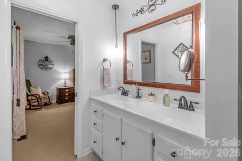 6806 Davis Road Waxhaw NC 28173