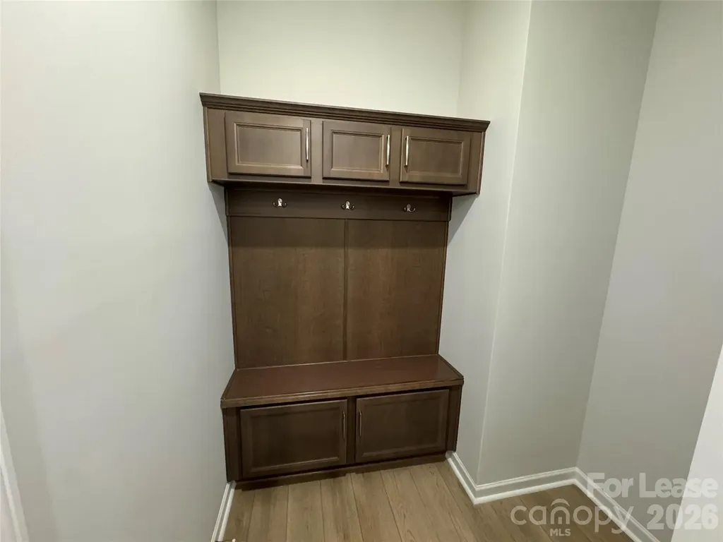 3021 Kingsfield Road Charlotte NC 28208