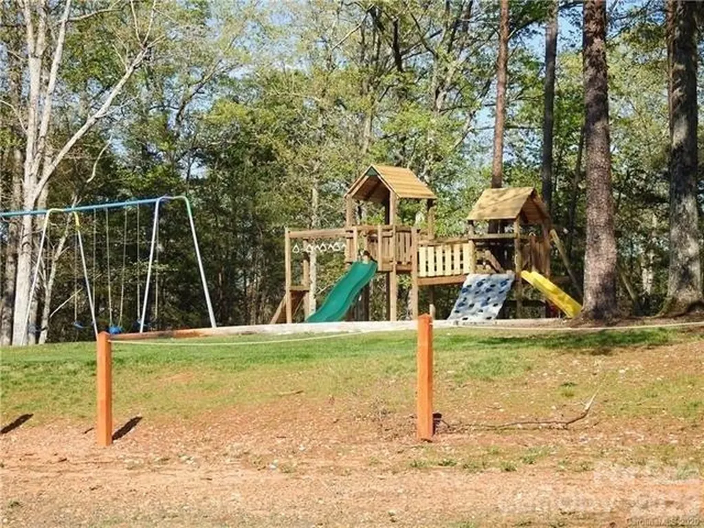 317 Tamarind Drive Troy NC 27371