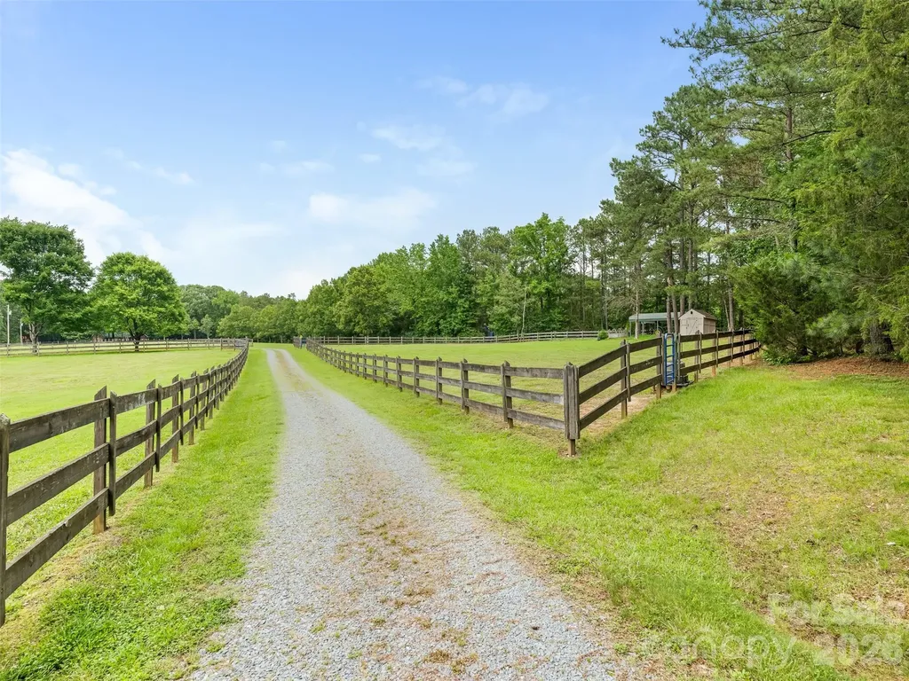 7712 Old Waxhaw Monroe Road Waxhaw NC 28173