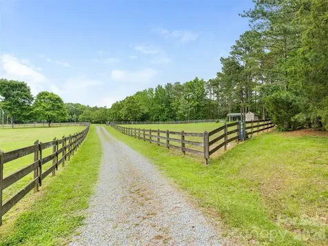 7712 Old Waxhaw Monroe Road Waxhaw NC 28173