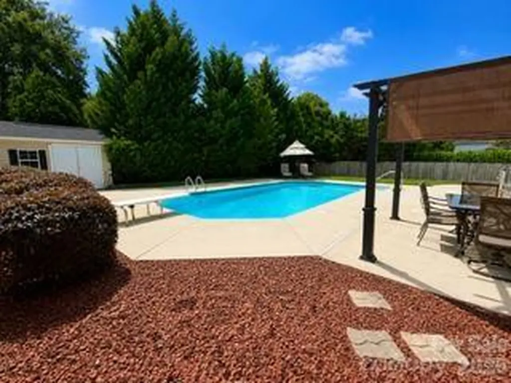 223 Pleasant Grove Lane Mooresville NC 28115