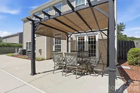 223 Pleasant Grove Lane Mooresville NC 28115
