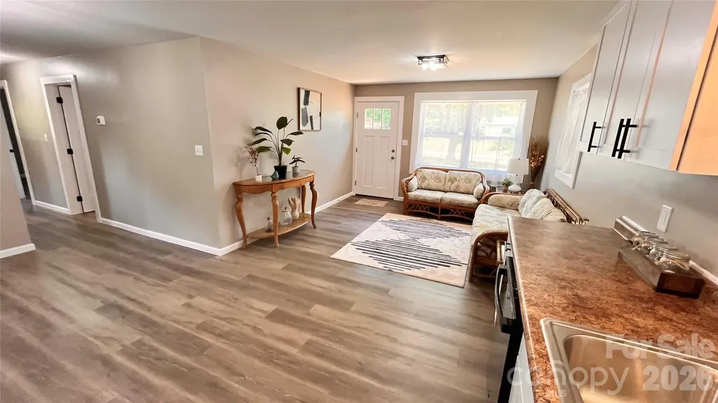 4009 Smokey Creek Road Lenoir NC 28645