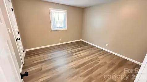 4009 Smokey Creek Road Lenoir NC 28645