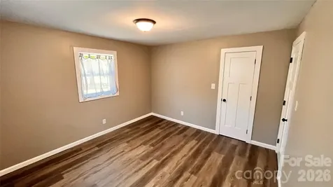 4009 Smokey Creek Road Lenoir NC 28645