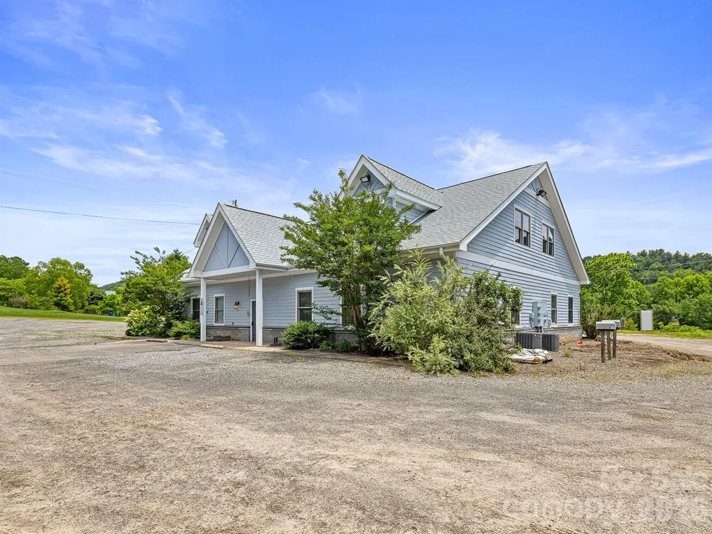 14 Mimidis Lane Swannanoa NC 28778