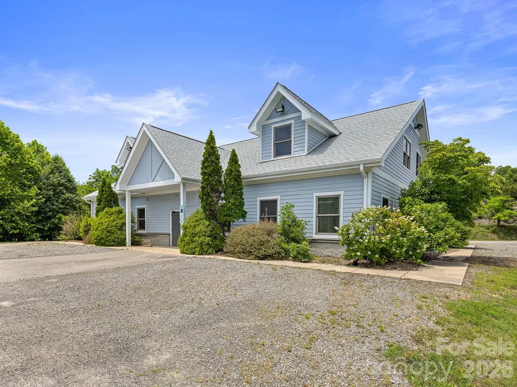 14 Mimidis Lane Swannanoa NC 28778