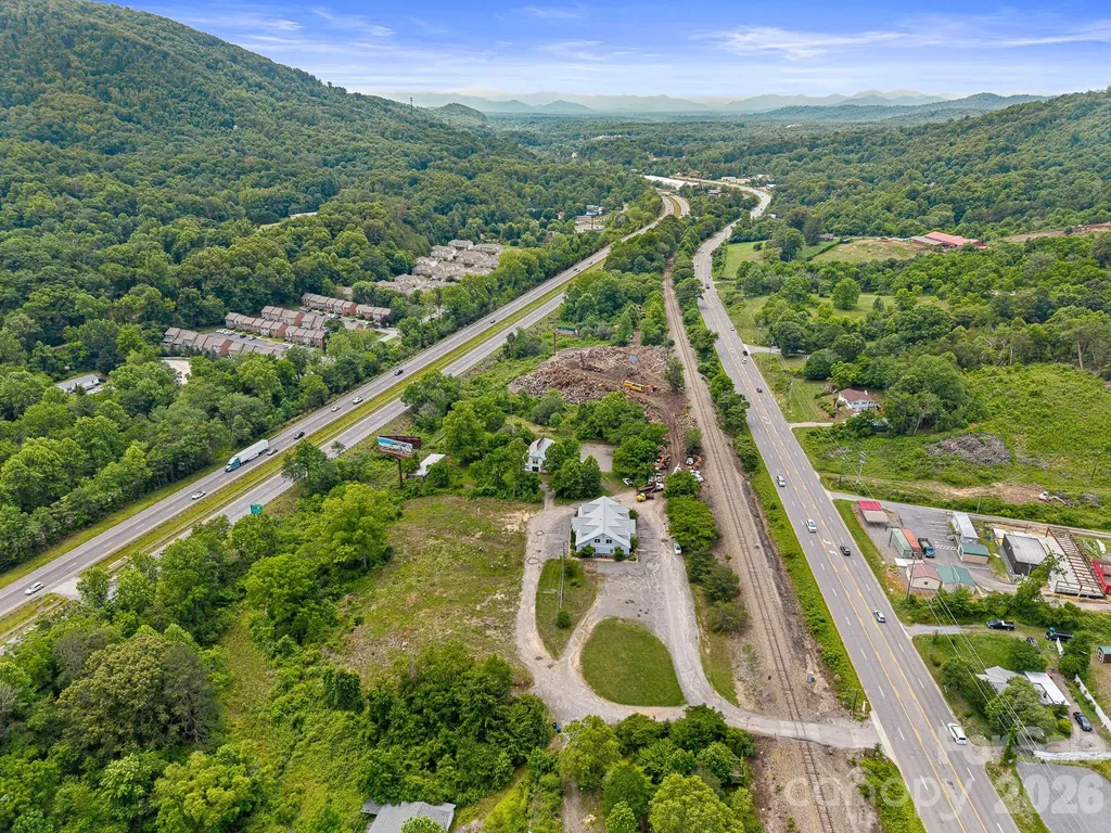 14 Mimidis Lane Swannanoa NC 28778