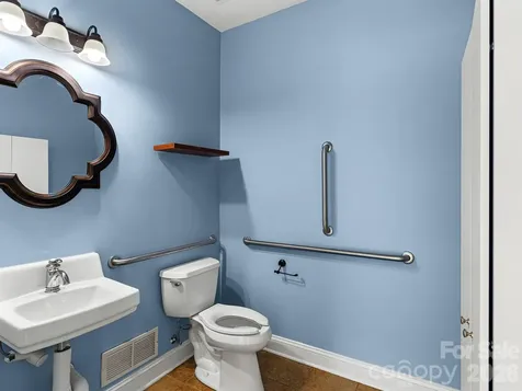 14 Mimidis Lane Swannanoa NC 28778