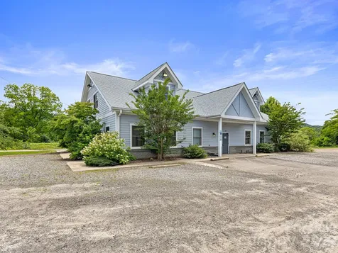 14 Mimidis Lane Swannanoa NC 28778