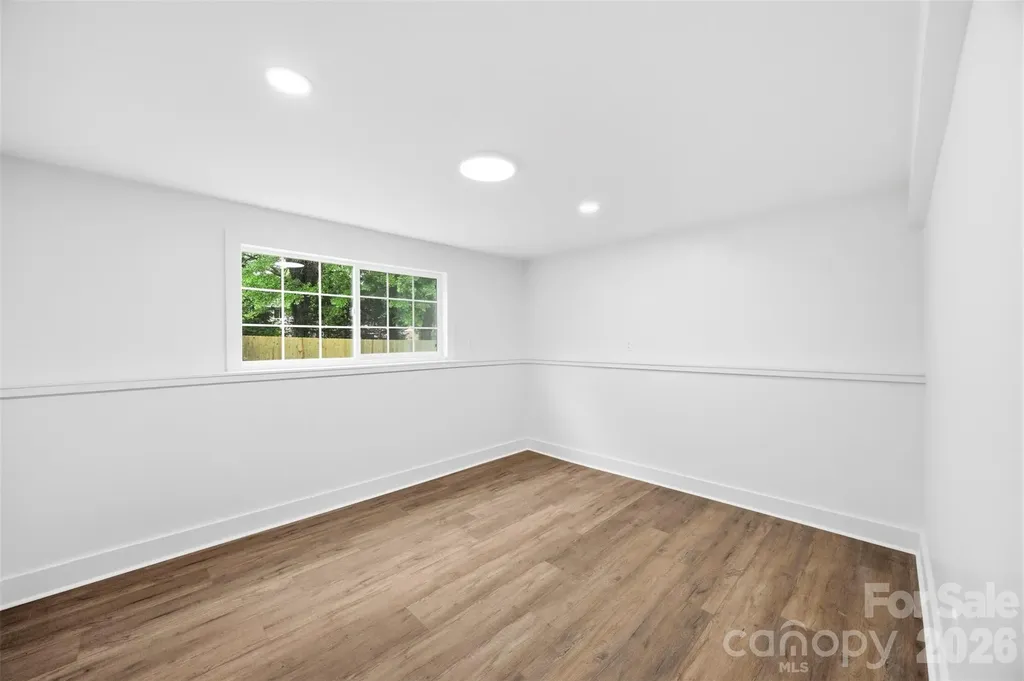 5903 Carpenter Drive Charlotte NC 28226