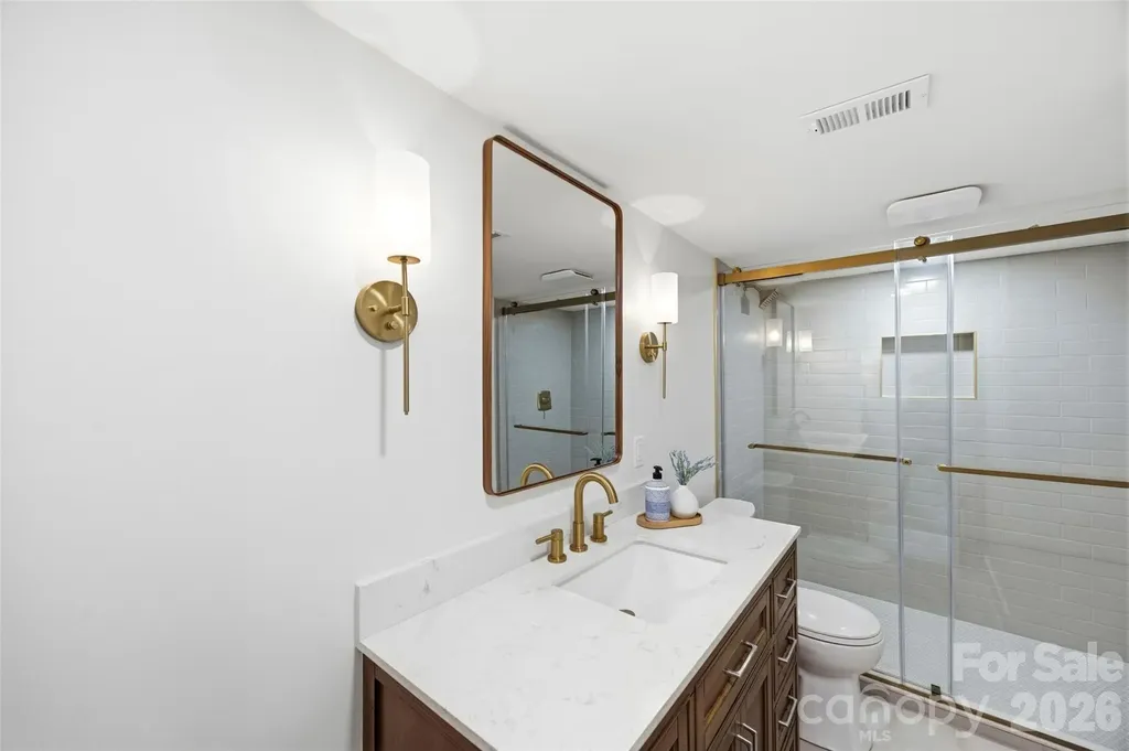 5903 Carpenter Drive Charlotte NC 28226