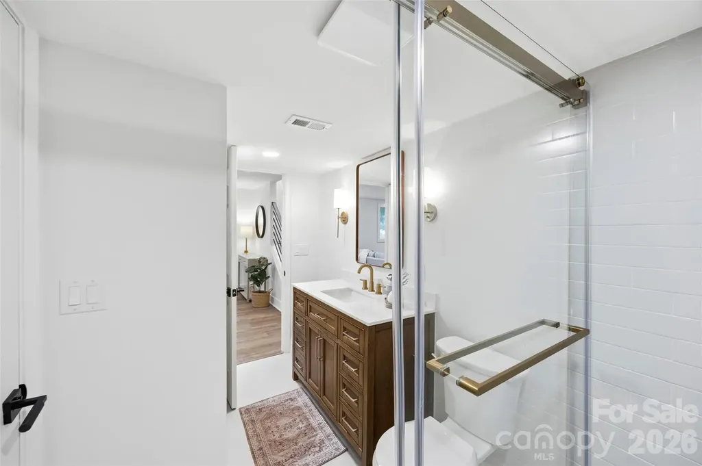 5903 Carpenter Drive Charlotte NC 28226