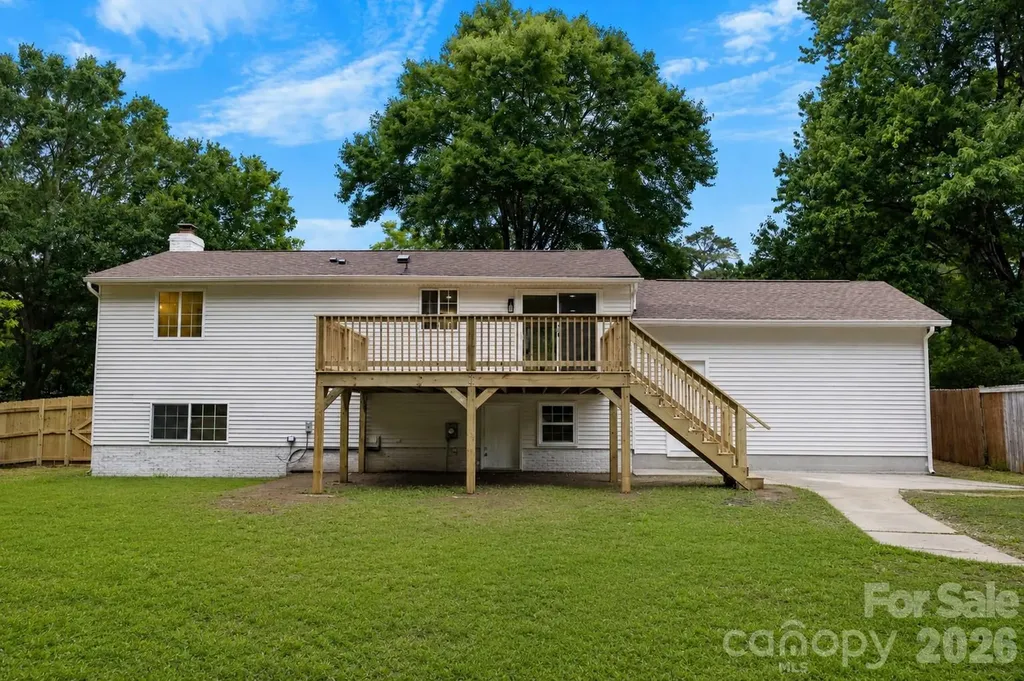 5903 Carpenter Drive Charlotte NC 28226