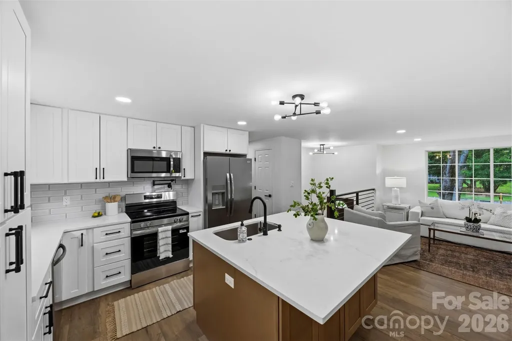 5903 Carpenter Drive Charlotte NC 28226