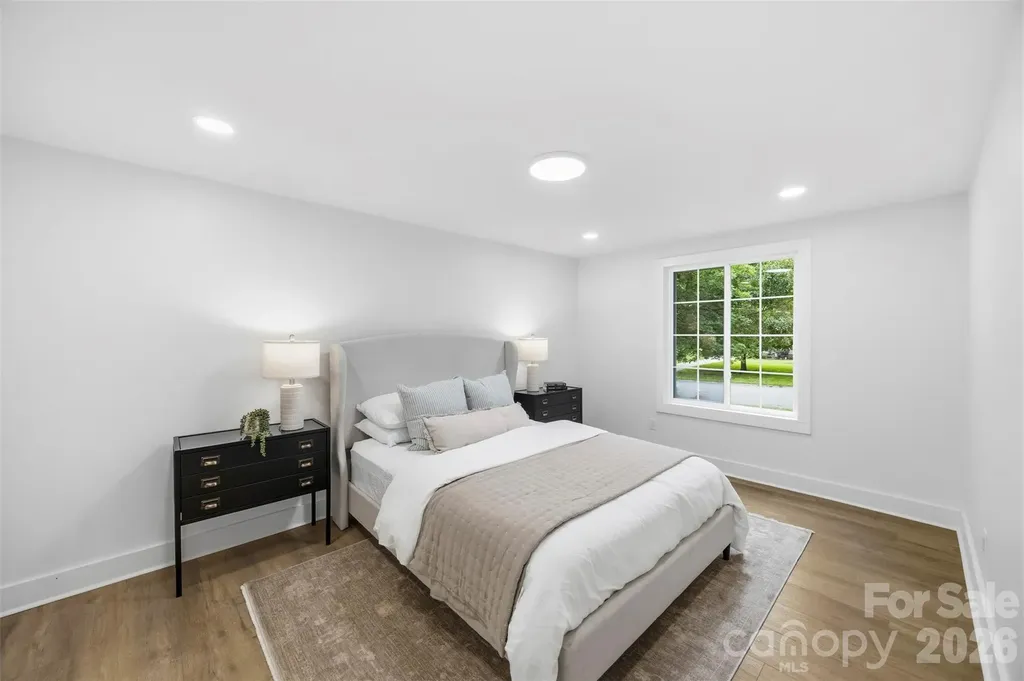 5903 Carpenter Drive Charlotte NC 28226