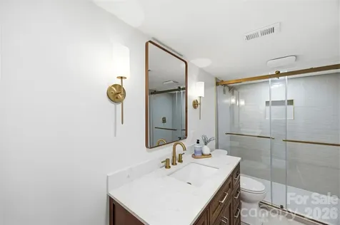 5903 Carpenter Drive Charlotte NC 28226