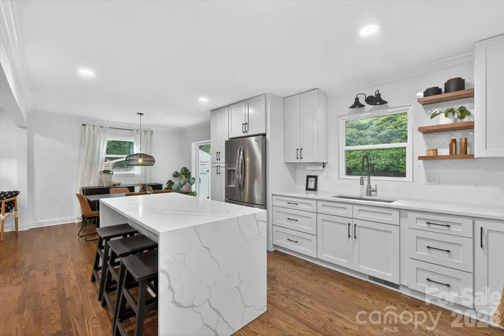 1910 Wensley Drive Charlotte NC 28210