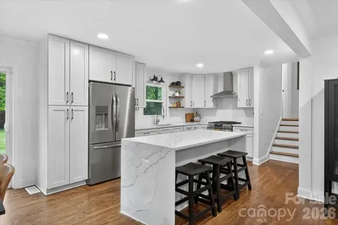 1910 Wensley Drive Charlotte NC 28210