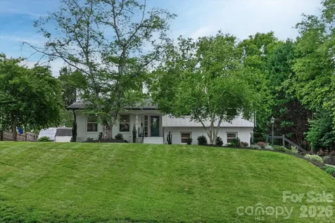1910 Wensley Drive Charlotte NC 28210