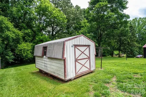 315 Shannonbrook Drive Newton NC 28658