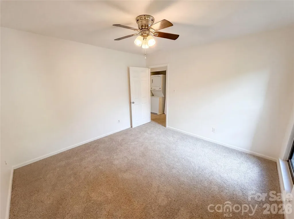 1625 Merry Oaks Road Charlotte NC 28205