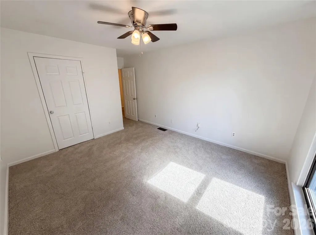 1625 Merry Oaks Road Charlotte NC 28205