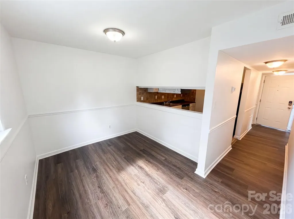 1625 Merry Oaks Road Charlotte NC 28205