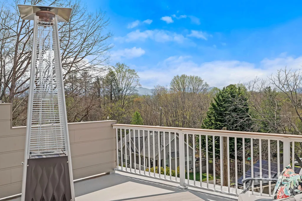 13 Gudger Road Asheville NC 28806