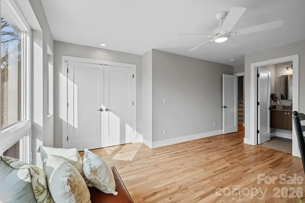 13 Gudger Road Asheville NC 28806