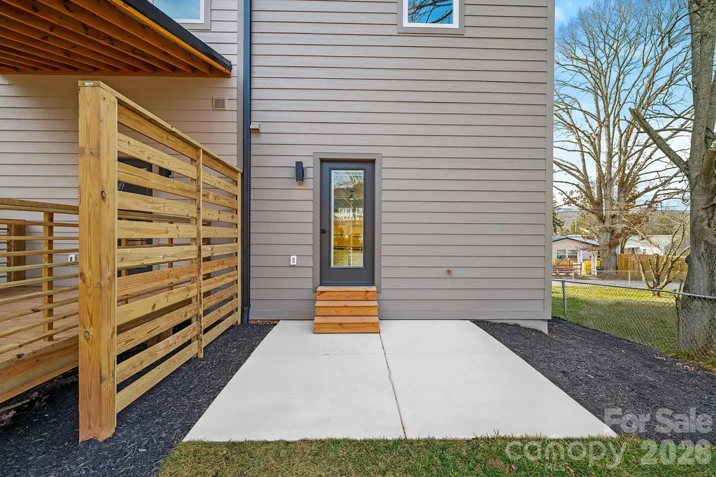13 Gudger Road Asheville NC 28806